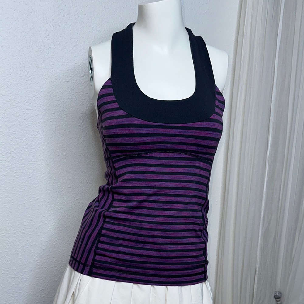 Lululemon Scoop Neck Racerback Tank Purple Black Stripe Size 4 Built-In Bra
